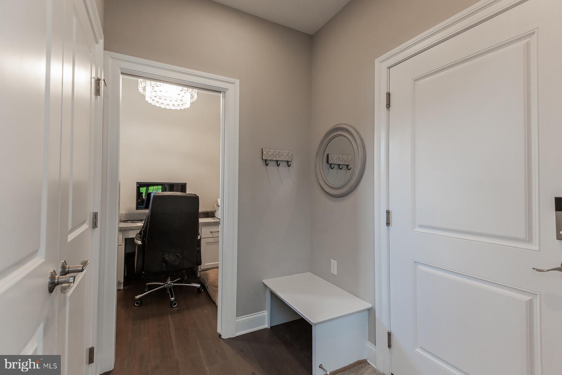 BROOKLAWN - Residential