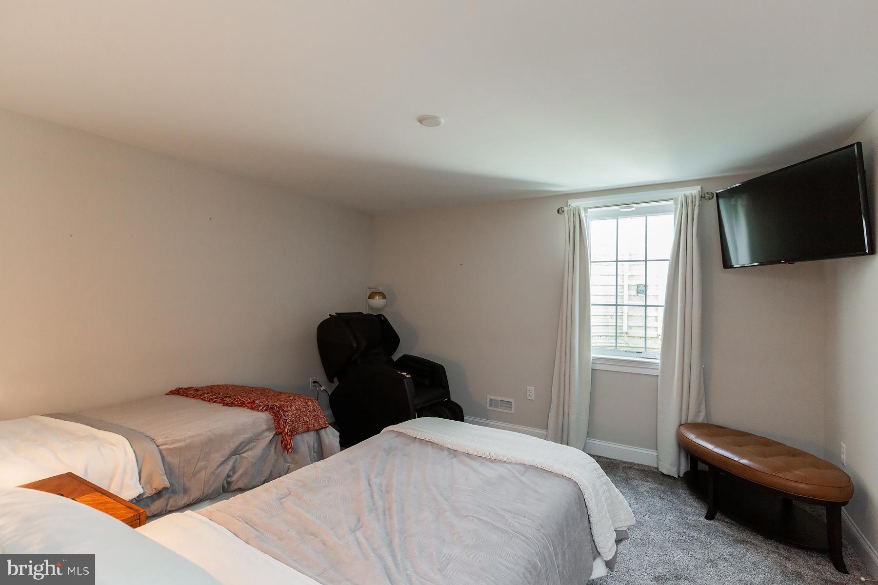 BROOKLAWN - Residential