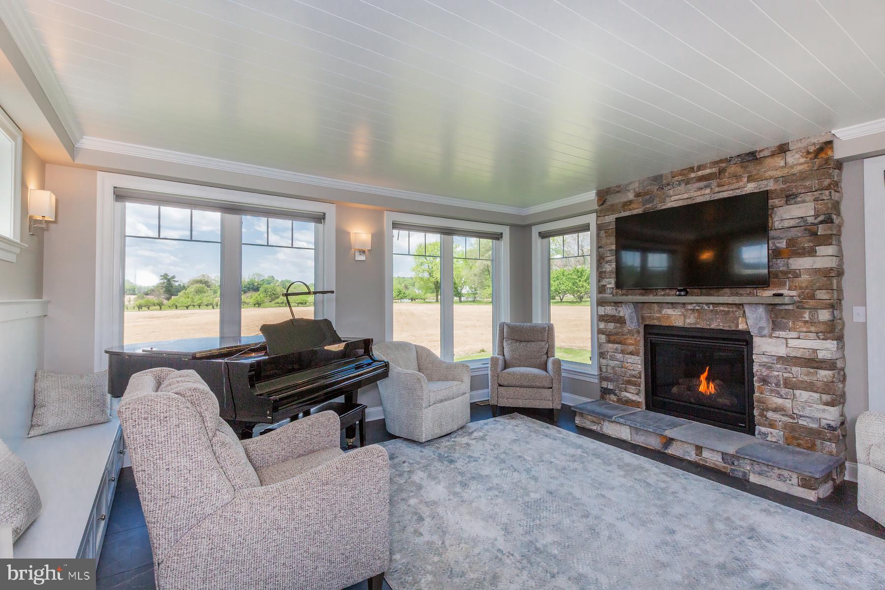 BROOKLAWN - Residential