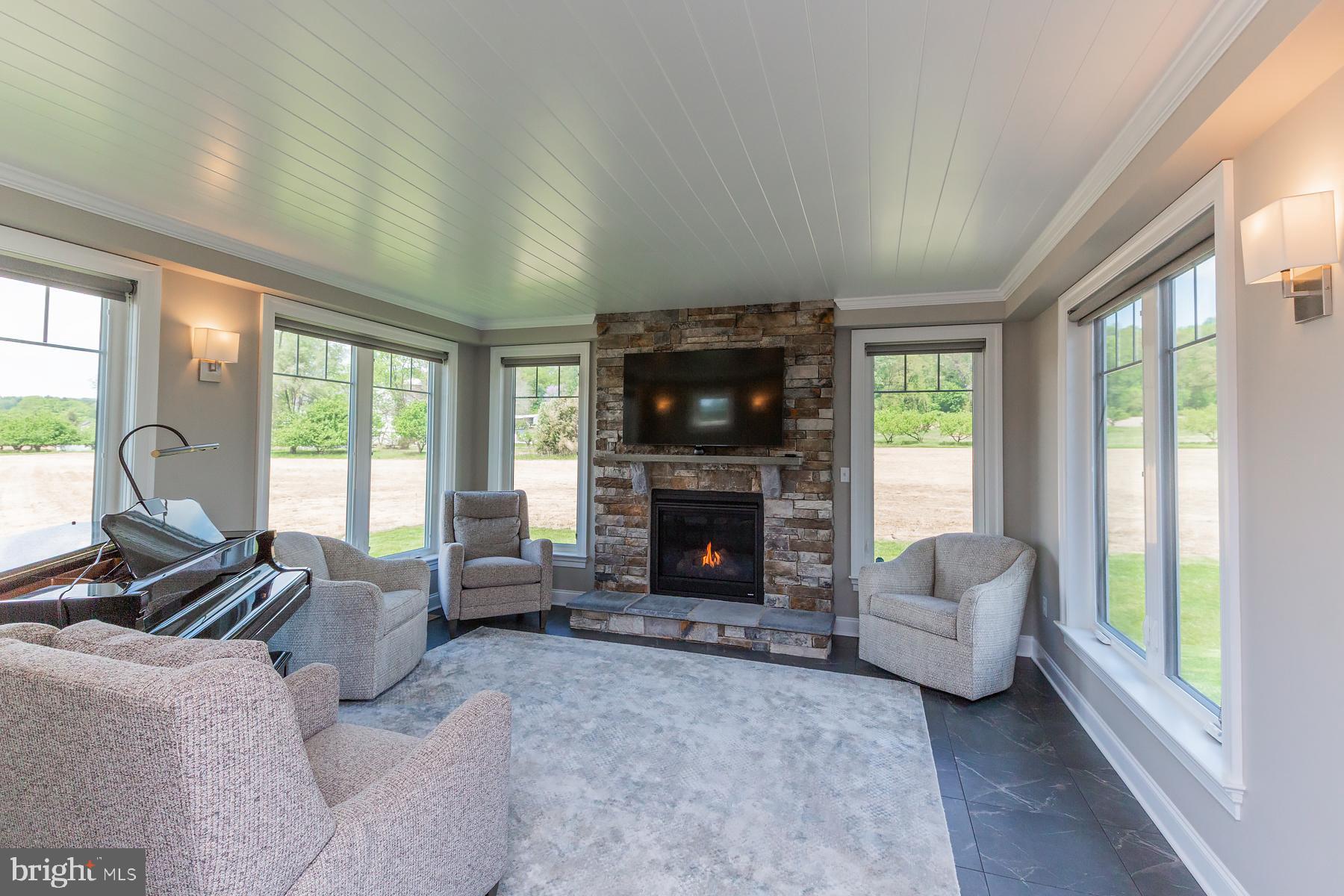 BROOKLAWN - Residential