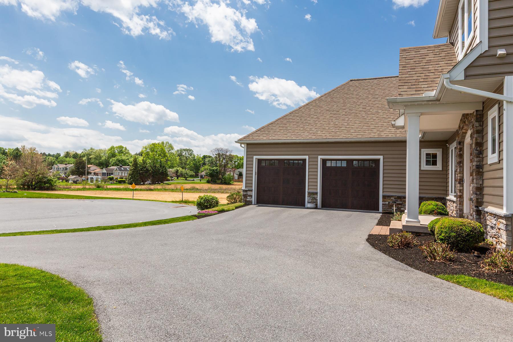 BROOKLAWN - Residential