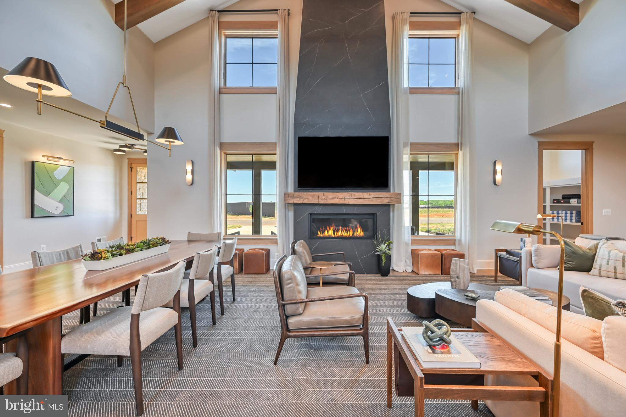 1007 ALISTER LOOP