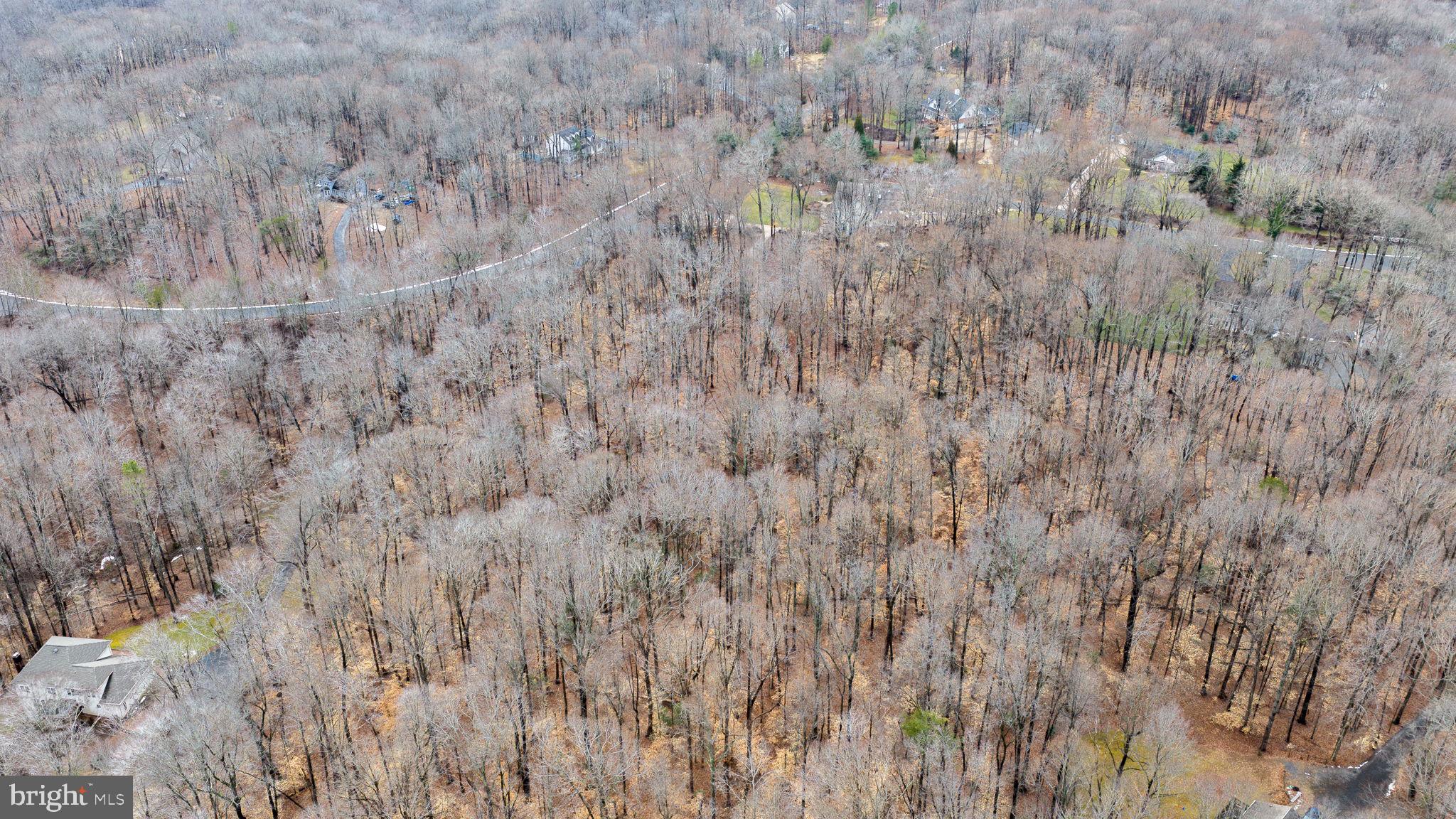 WATER EDGE ESTATES - Land