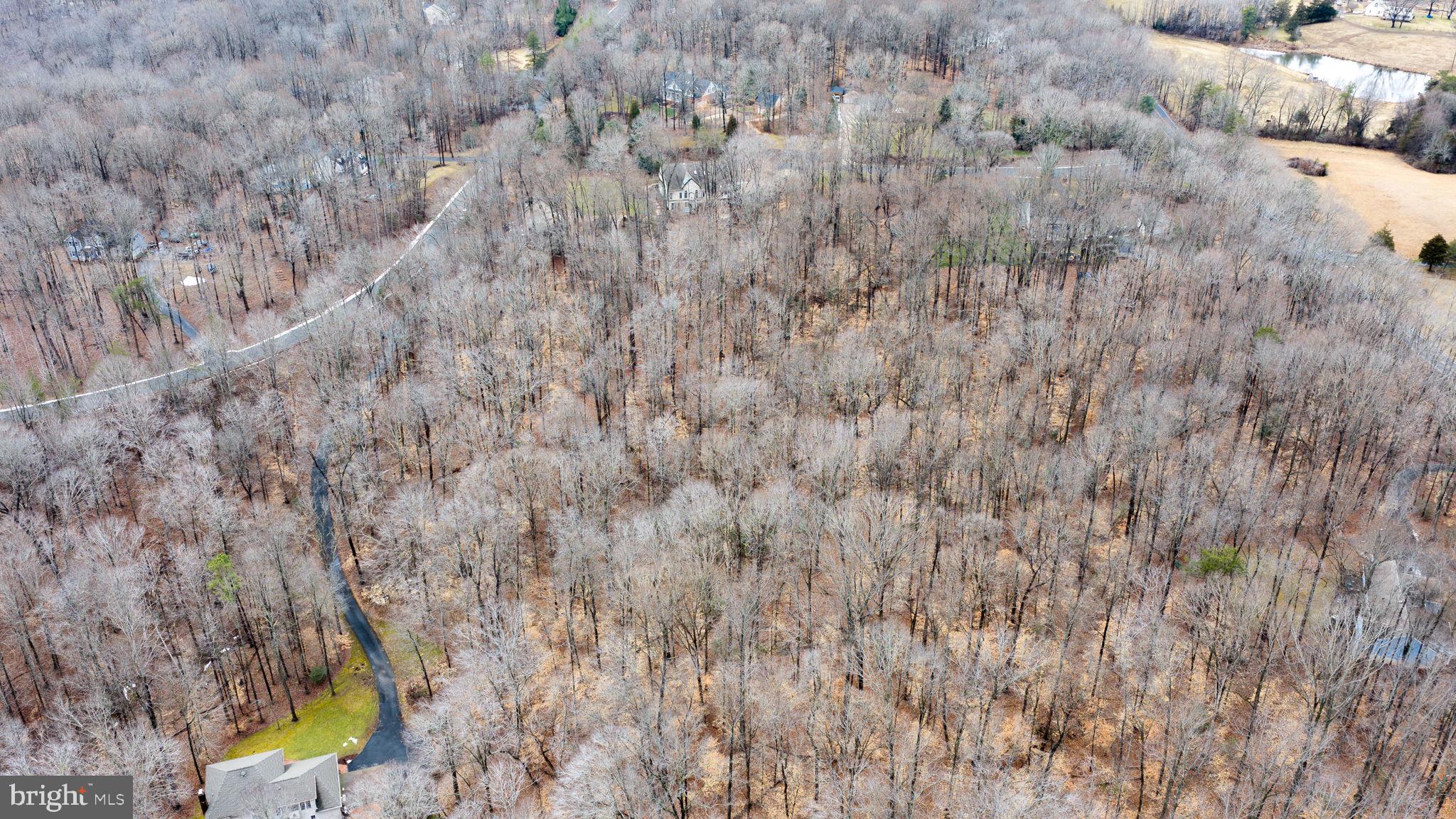 WATER EDGE ESTATES - Land