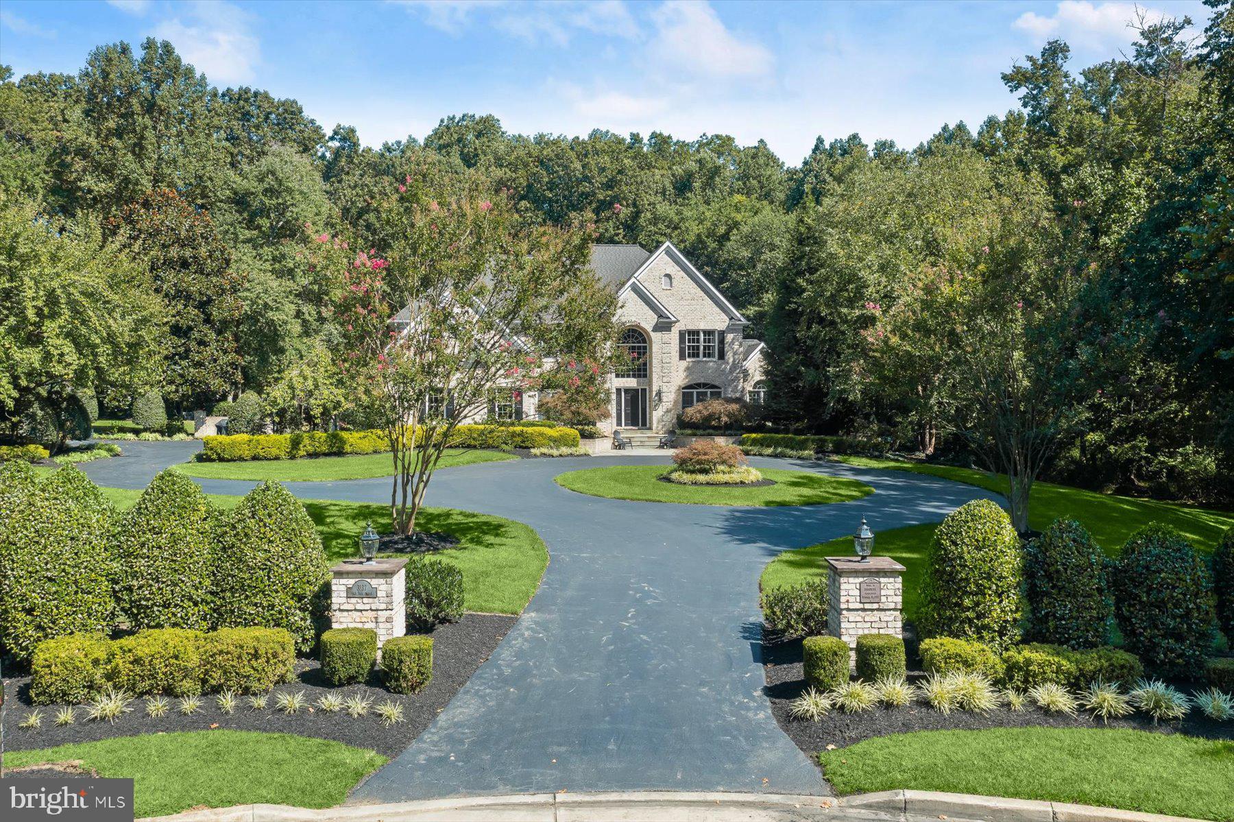 3137 OLD OAK DRIVE