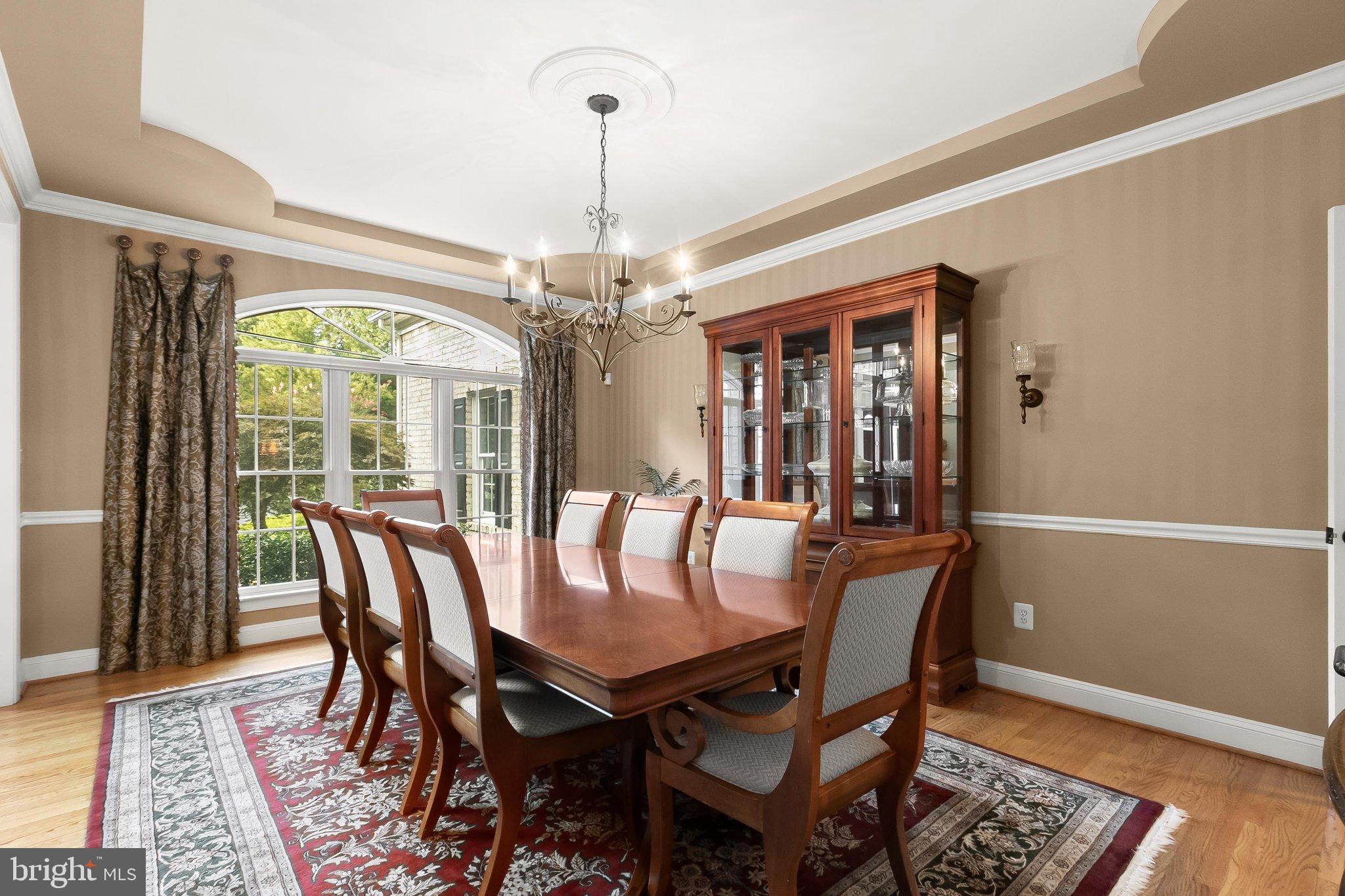 3137 OLD OAK DRIVE