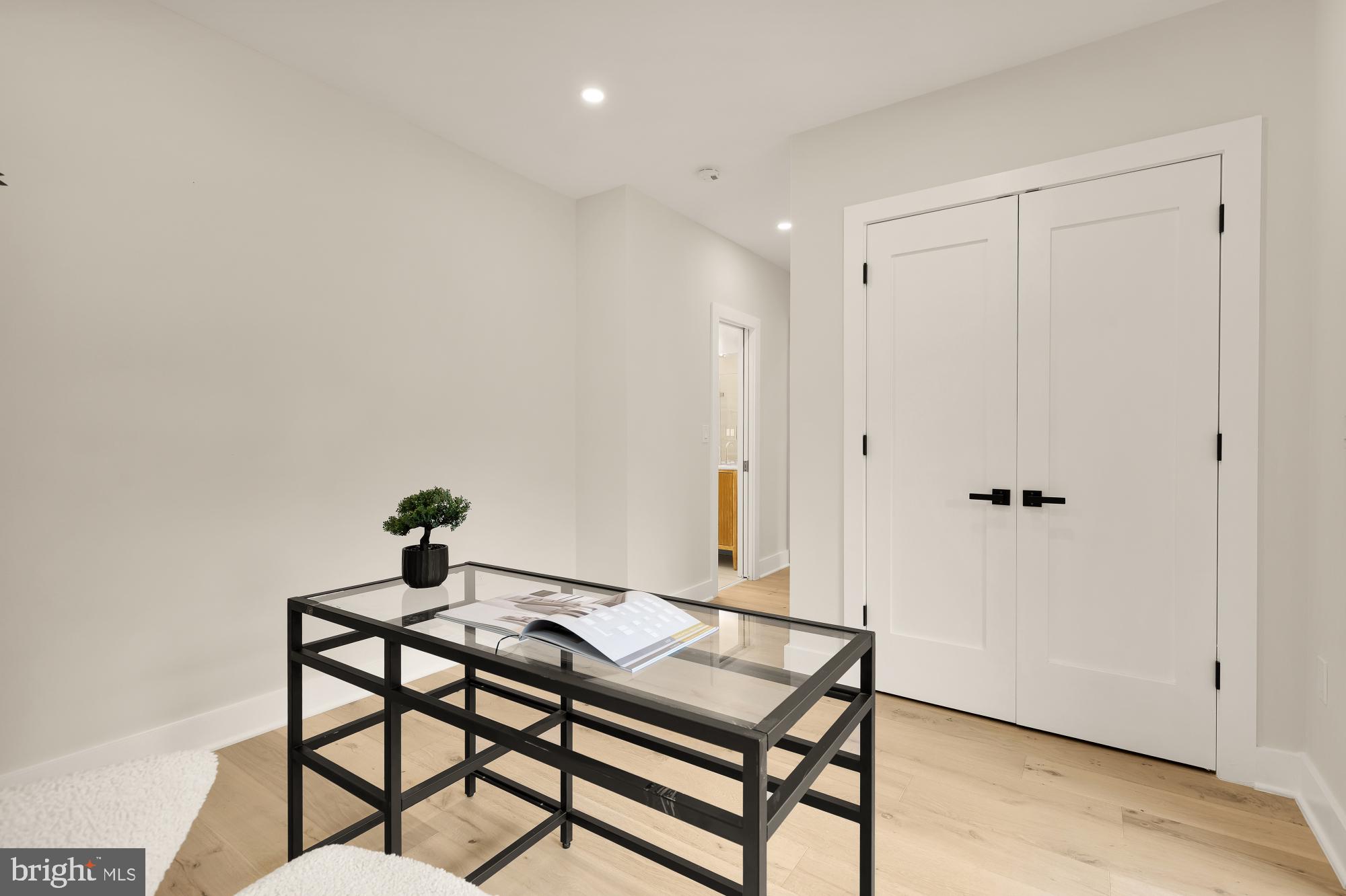 BURLEITH - Residential