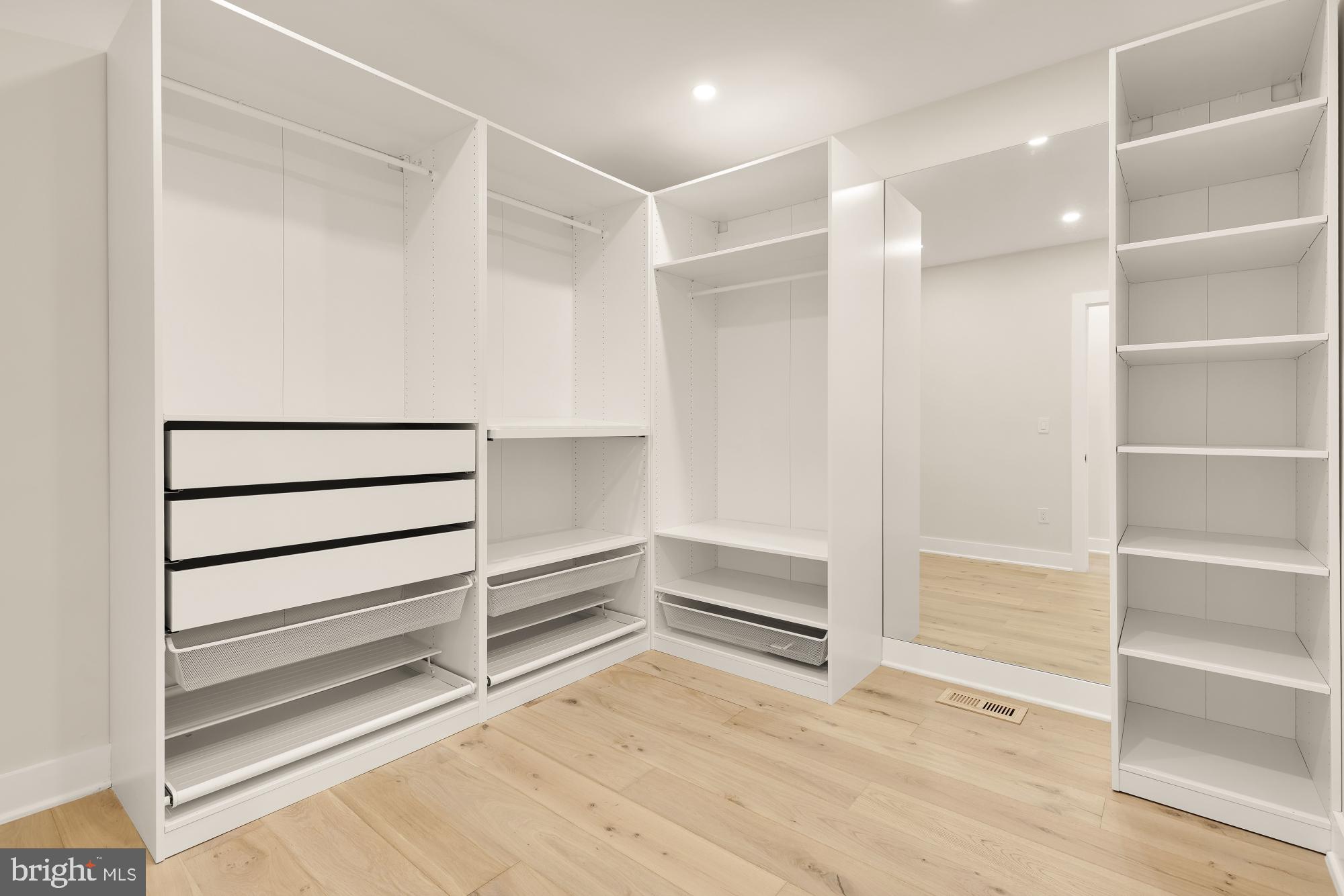 BURLEITH - Residential