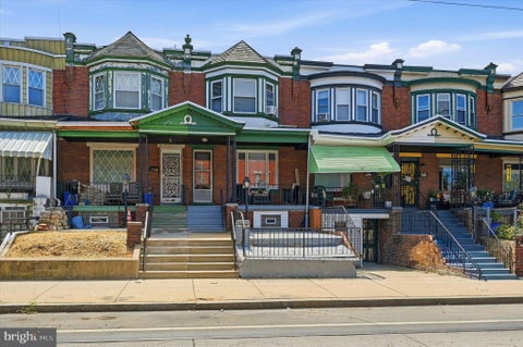 Townhouse For Sale - 5422 Lansdowne Avenue<br/> PHILADELPHIA, PA 19131