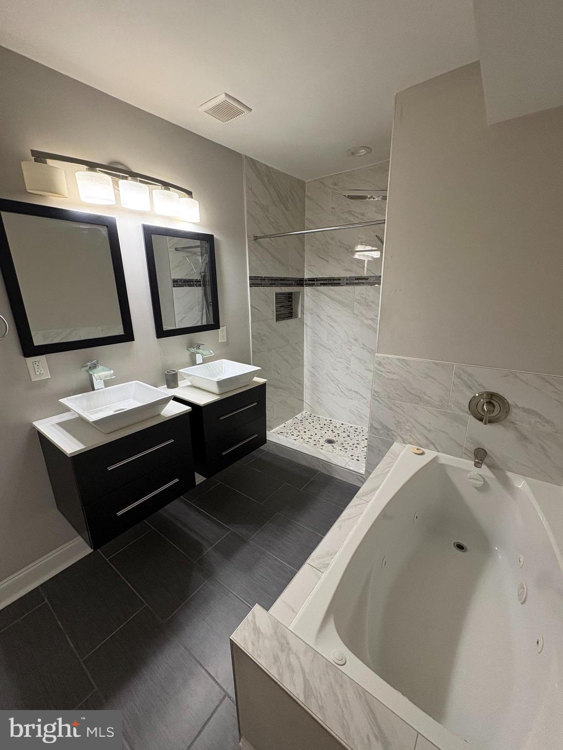 HANLON - Residential