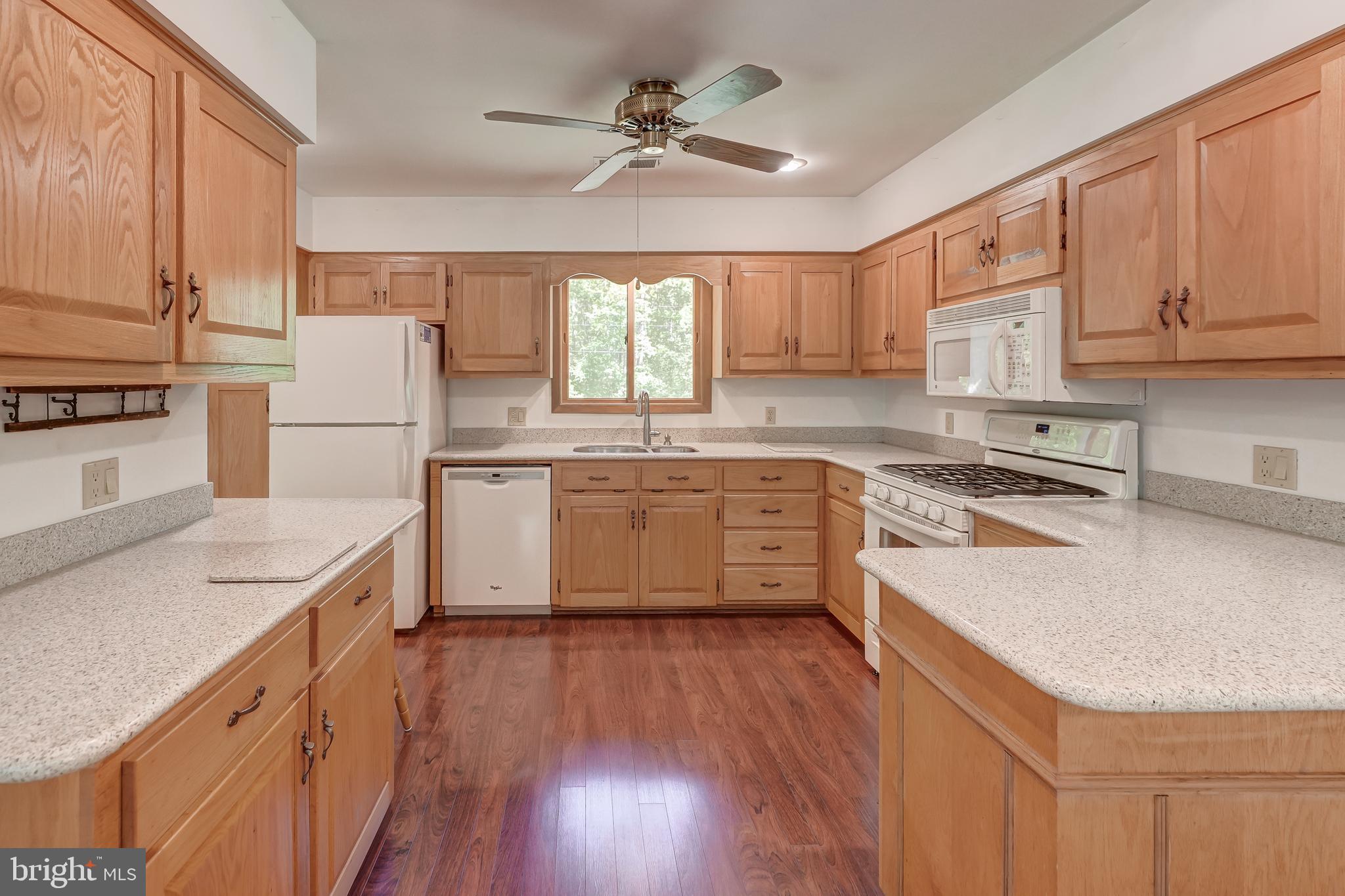 WINDWOOD COVES - Residential