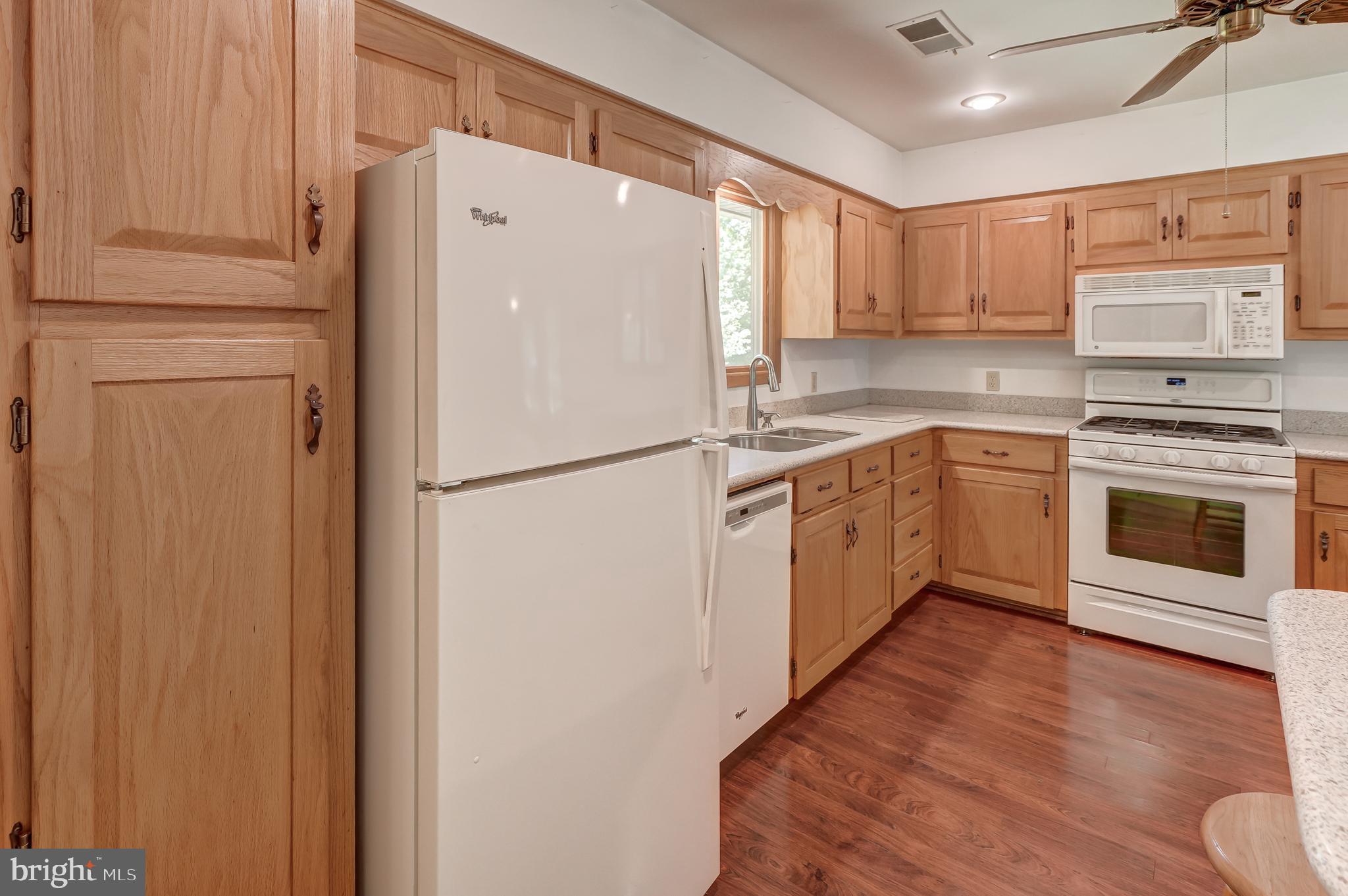 WINDWOOD COVES - Residential