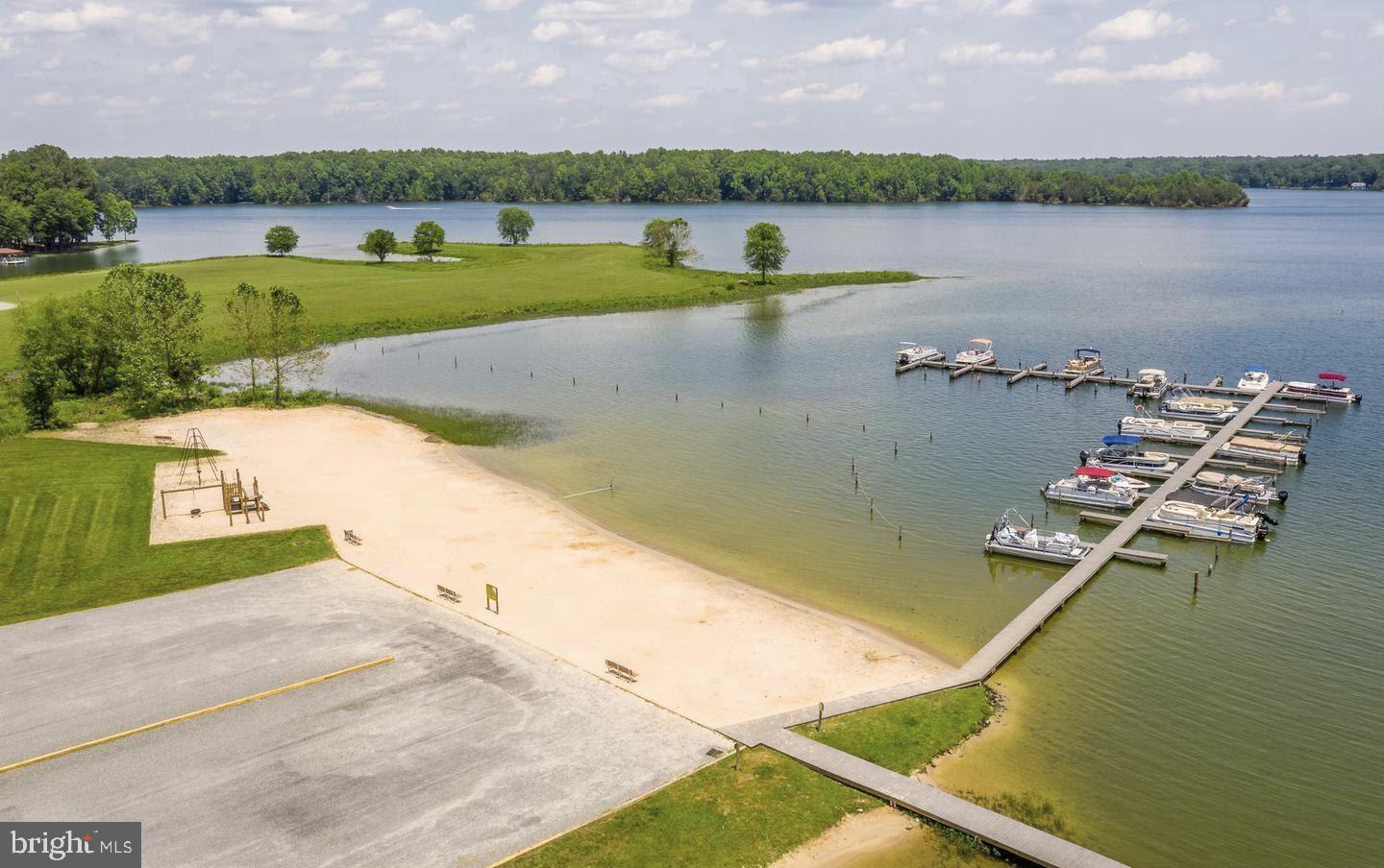 WINDWOOD COVES - Residential