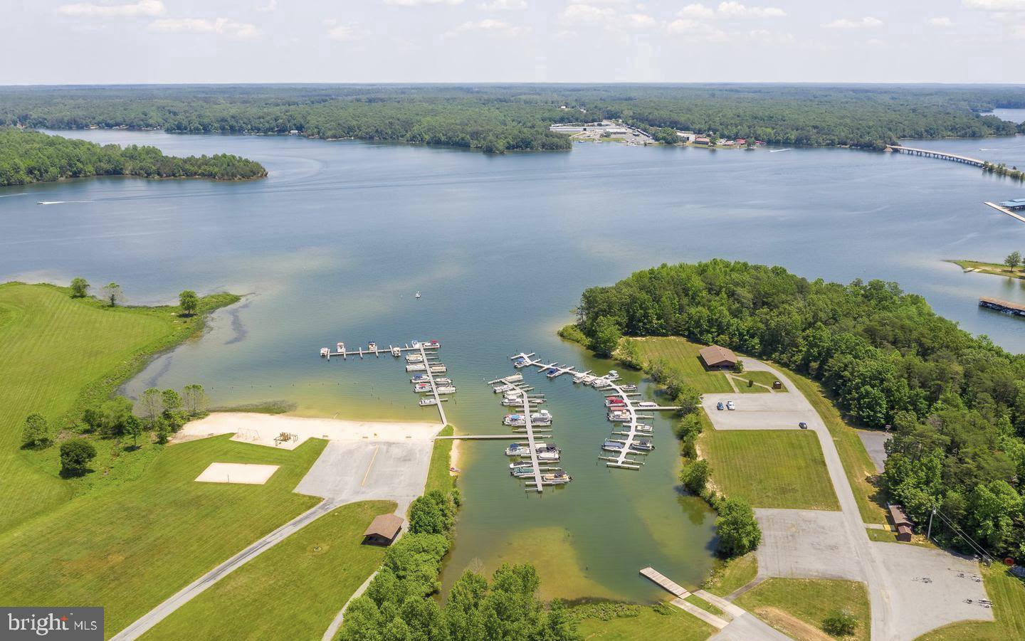 WINDWOOD COVES - Residential