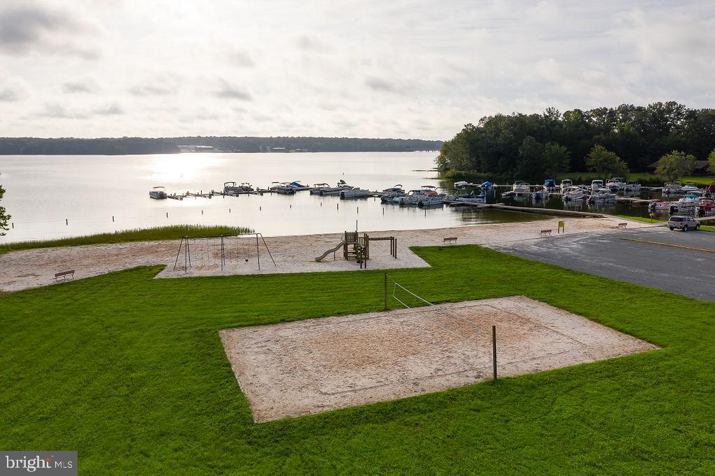 WINDWOOD COVES - Residential