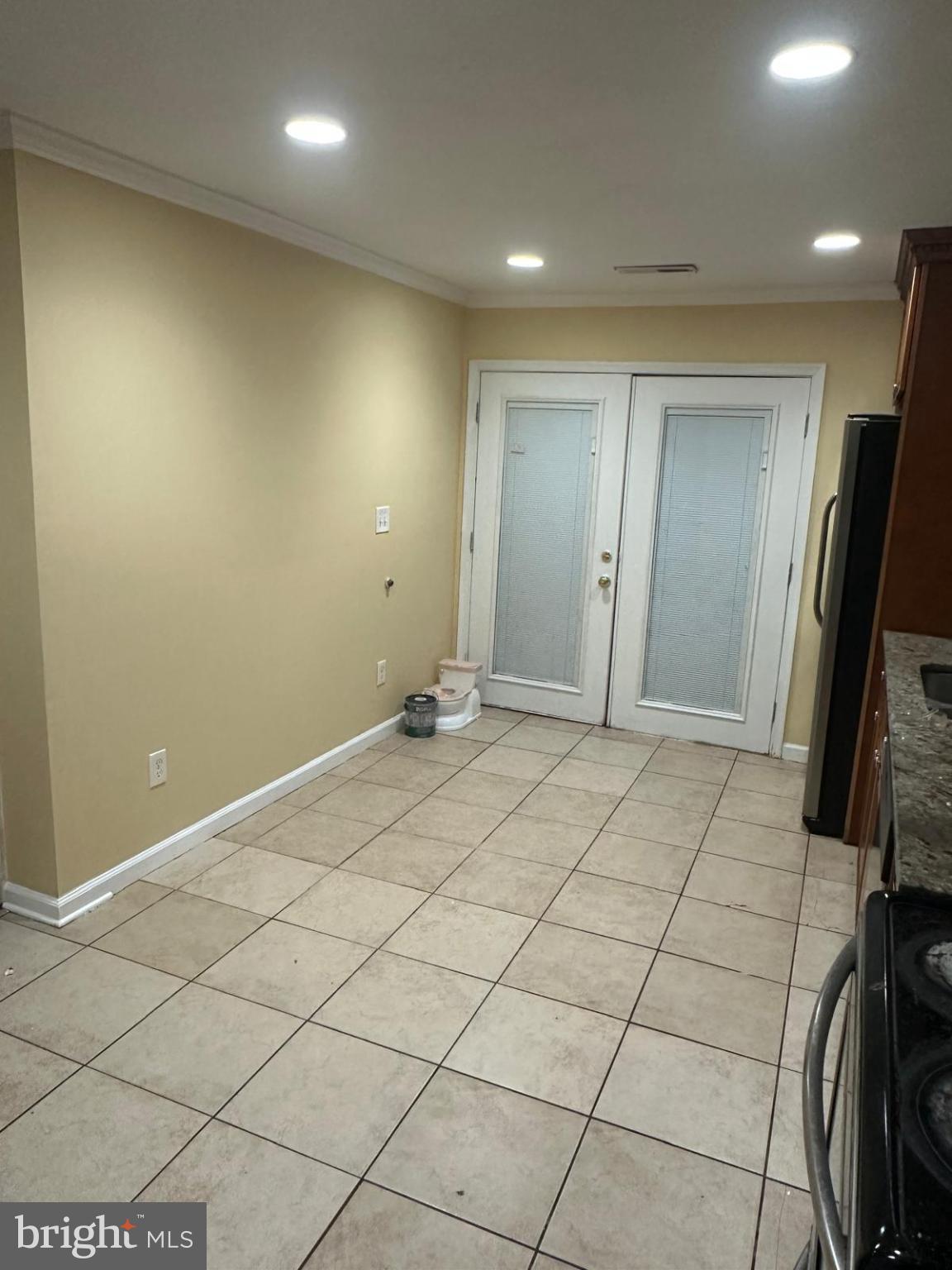 HIGHLAND PARK - Residential Lease