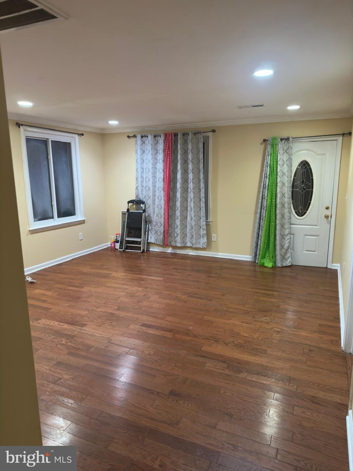 HIGHLAND PARK - Residential Lease