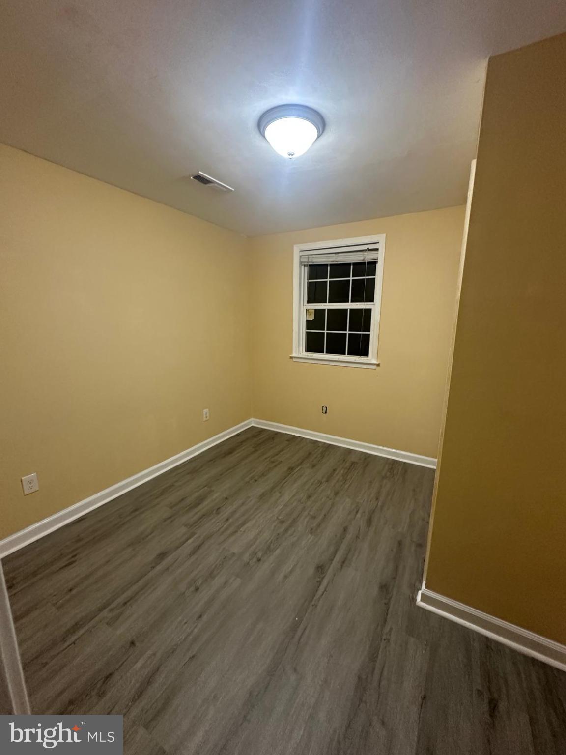 HIGHLAND PARK - Residential Lease