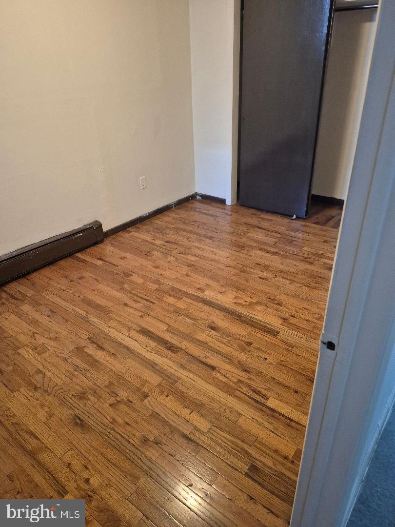 PASSYUNK SQUARE - Residential Income