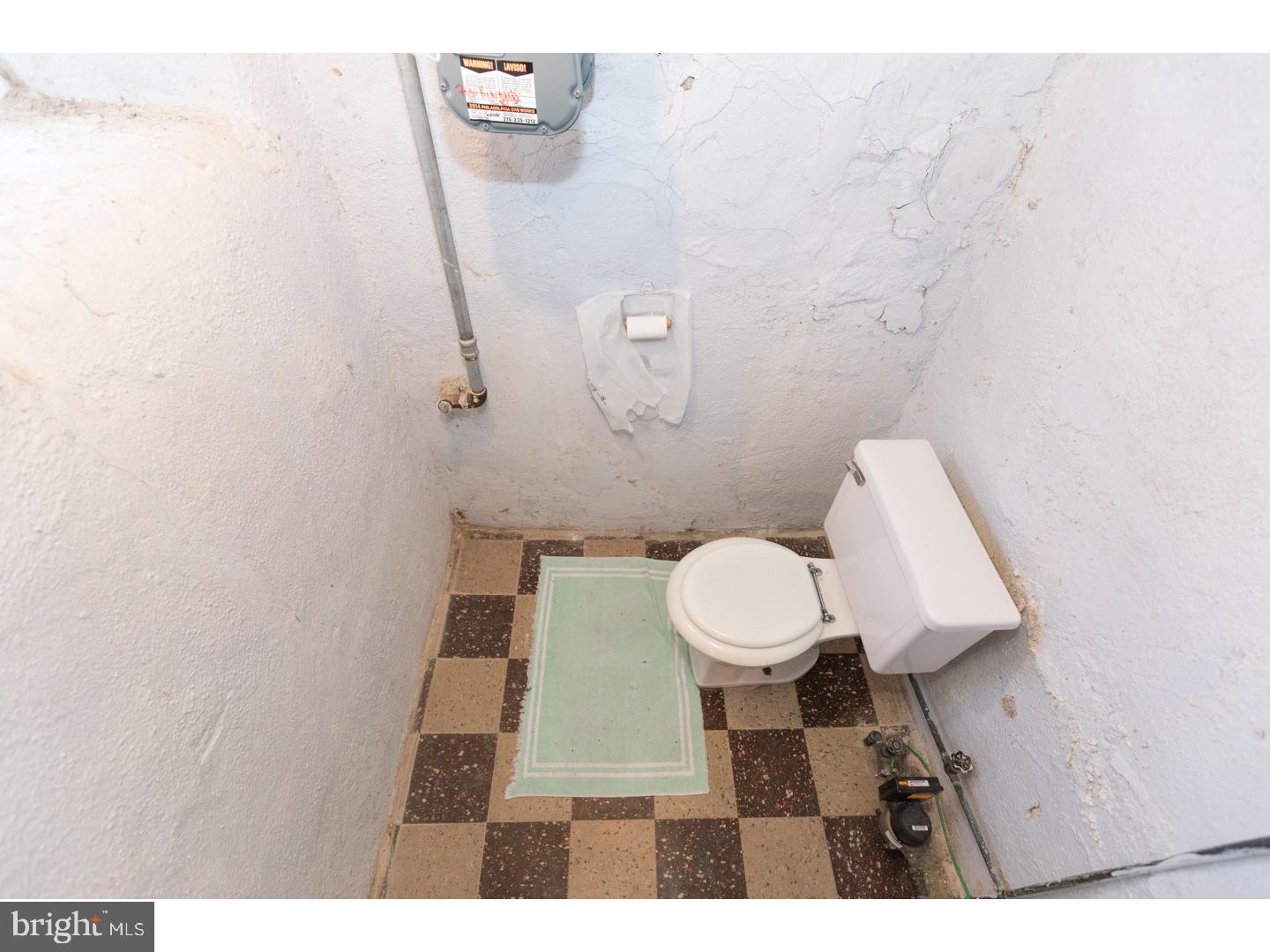 PHILADELPHIA (NORTHEAST) - Residential