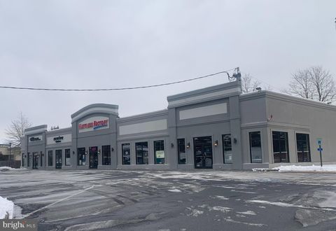 Photo of 5014 - 5022 W Chester Pike, NEWTOWN SQUARE, PA 19073 (MLS # PADE2105160)