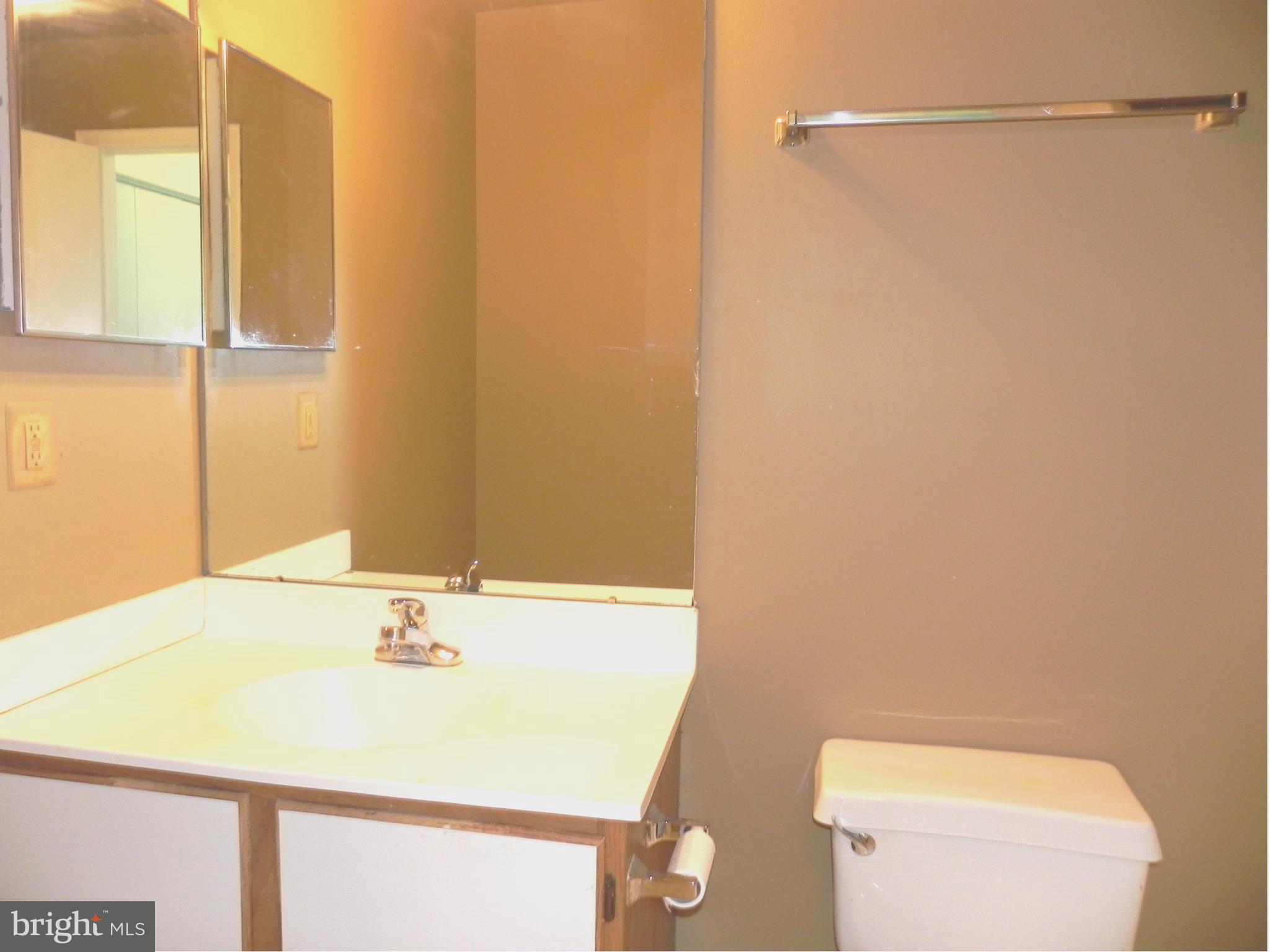 CHARLESGATE - Residential Lease