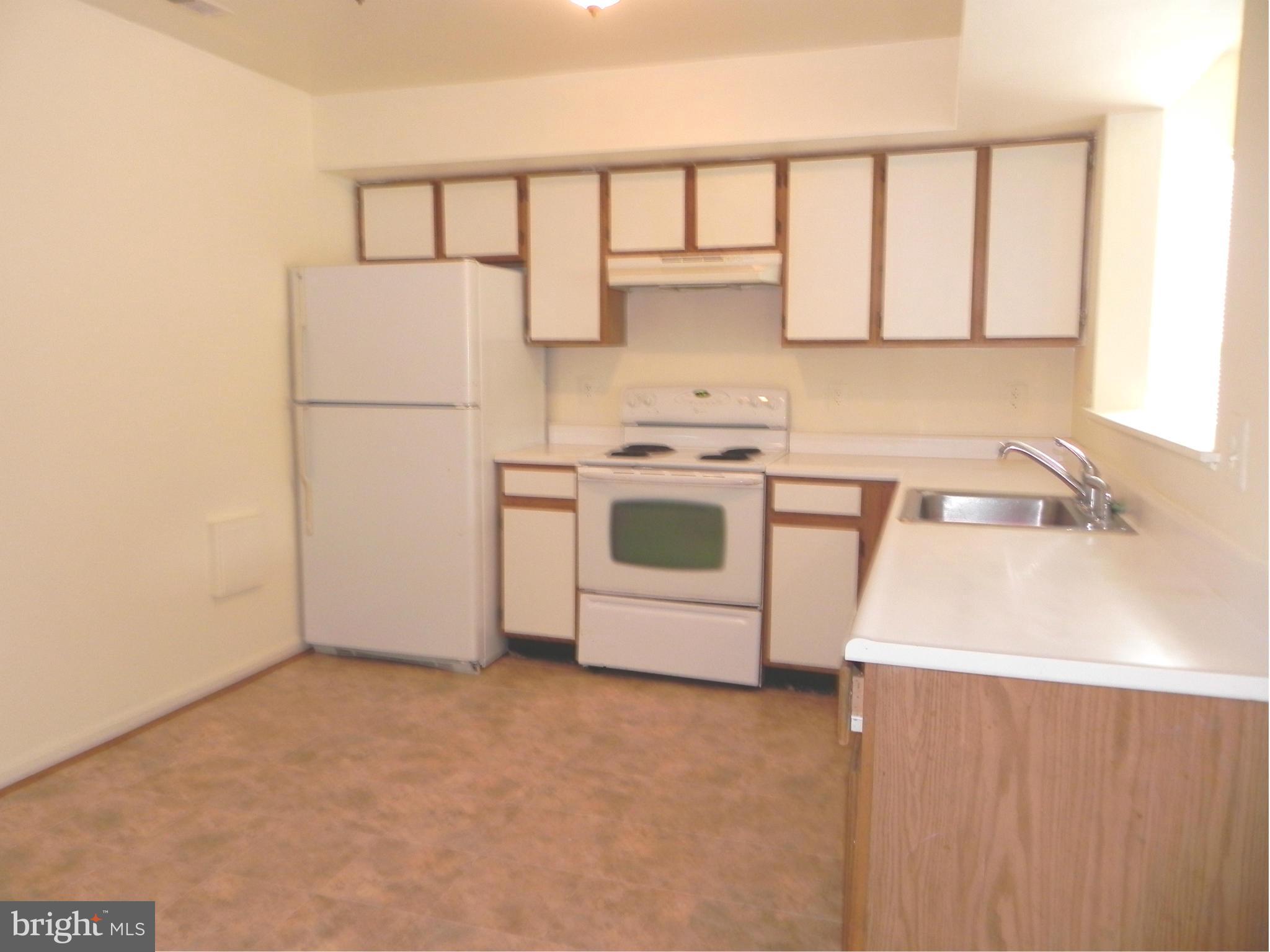 CHARLESGATE - Residential Lease