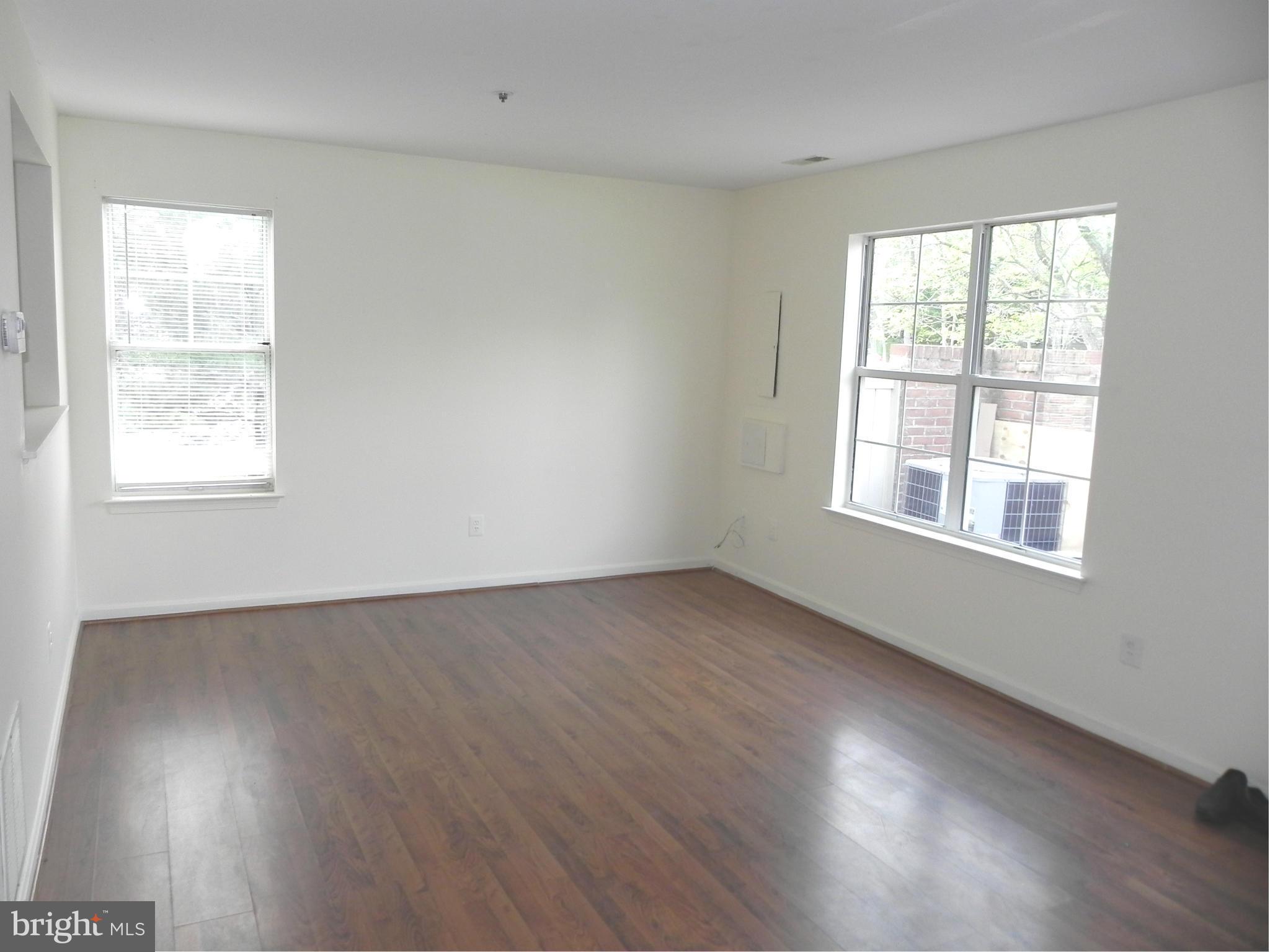 CHARLESGATE - Residential Lease