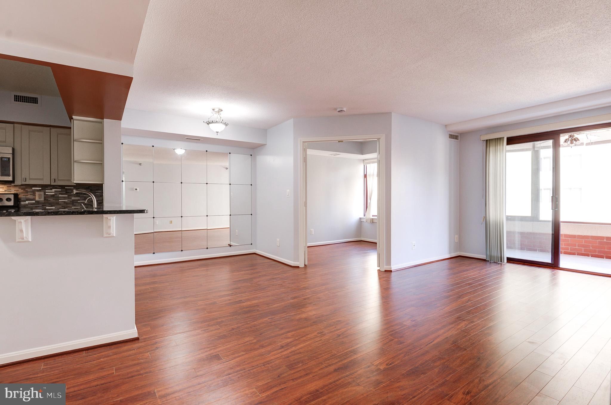 COURTHOUSE - Residential