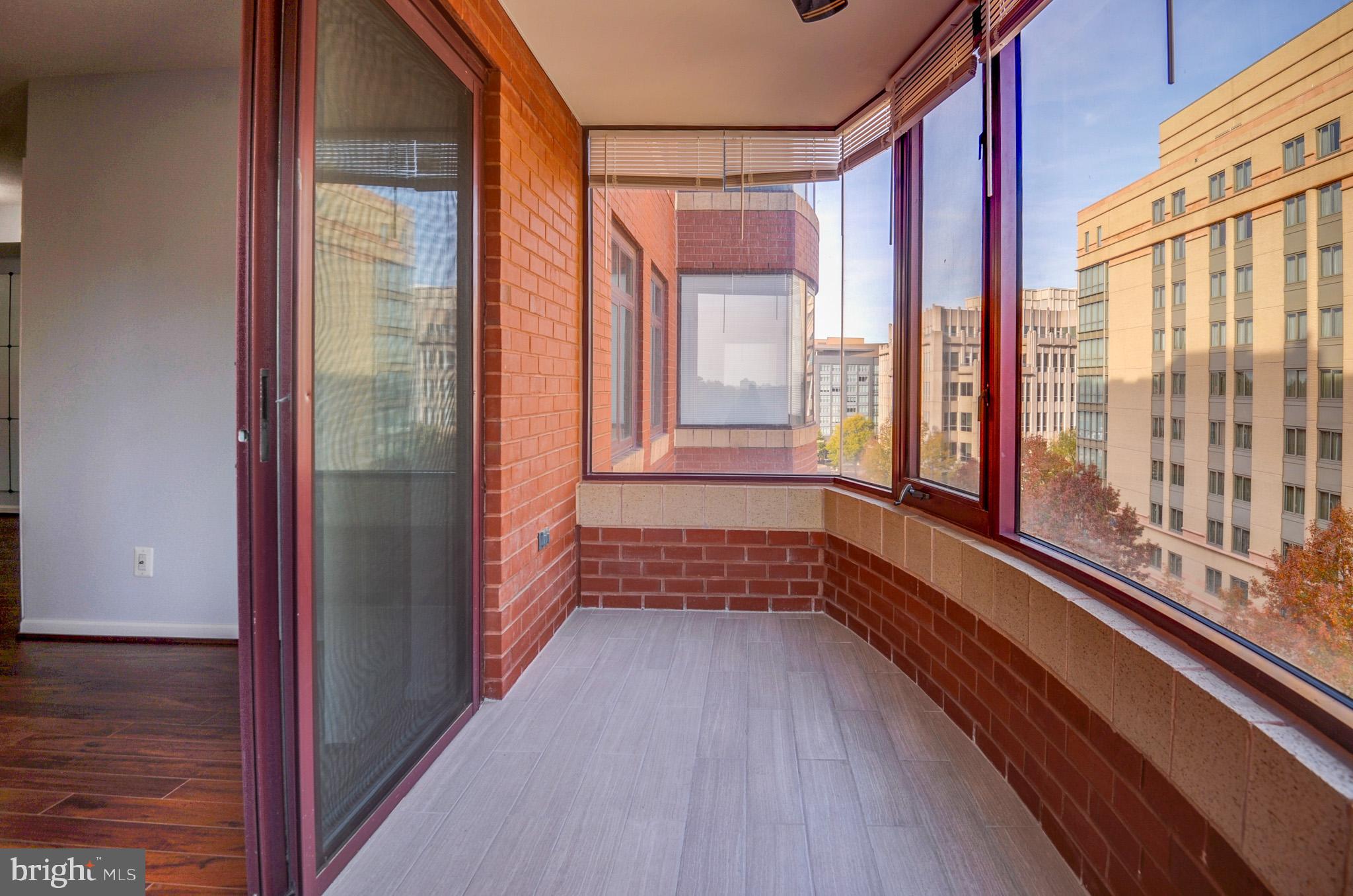 COURTHOUSE - Residential