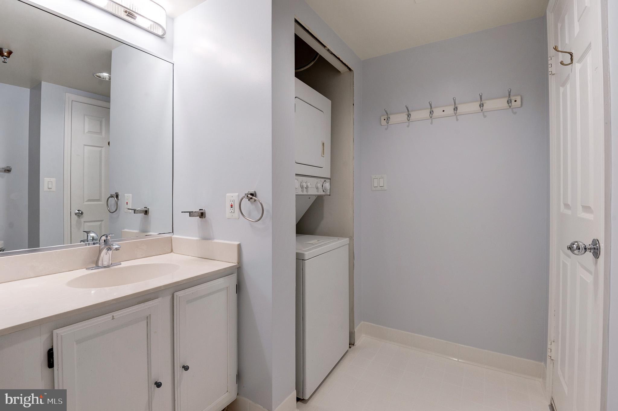 COURTHOUSE - Residential