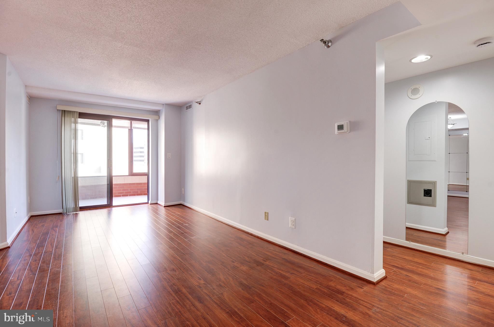 COURTHOUSE - Residential