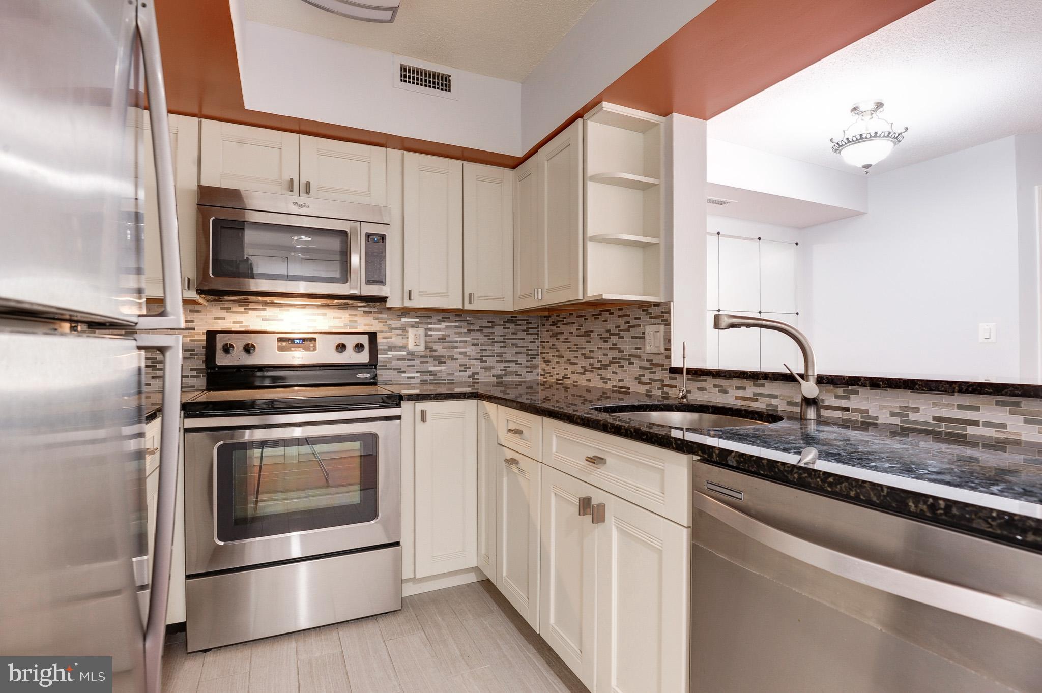 COURTHOUSE - Residential