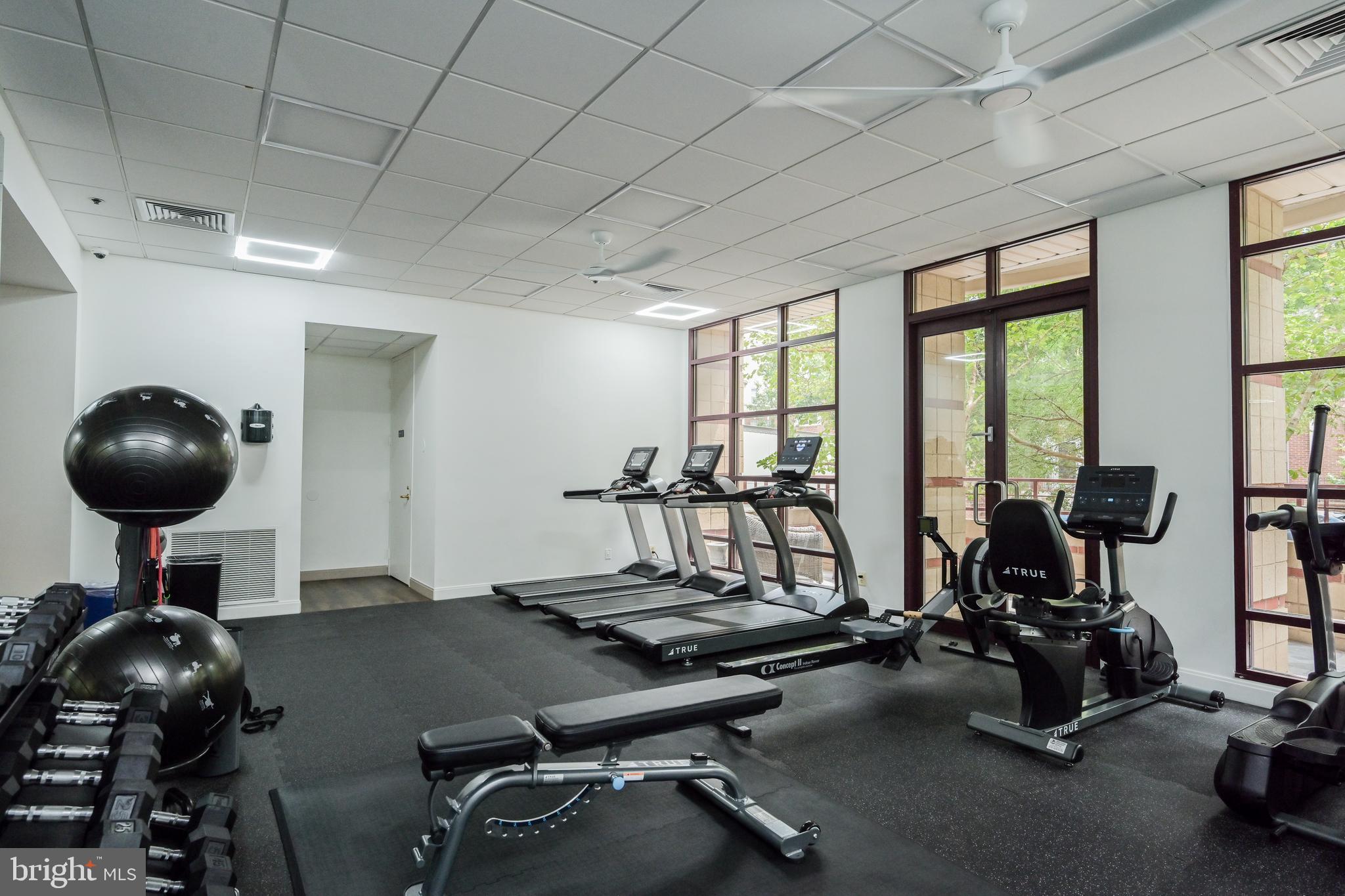 COURTHOUSE - Residential