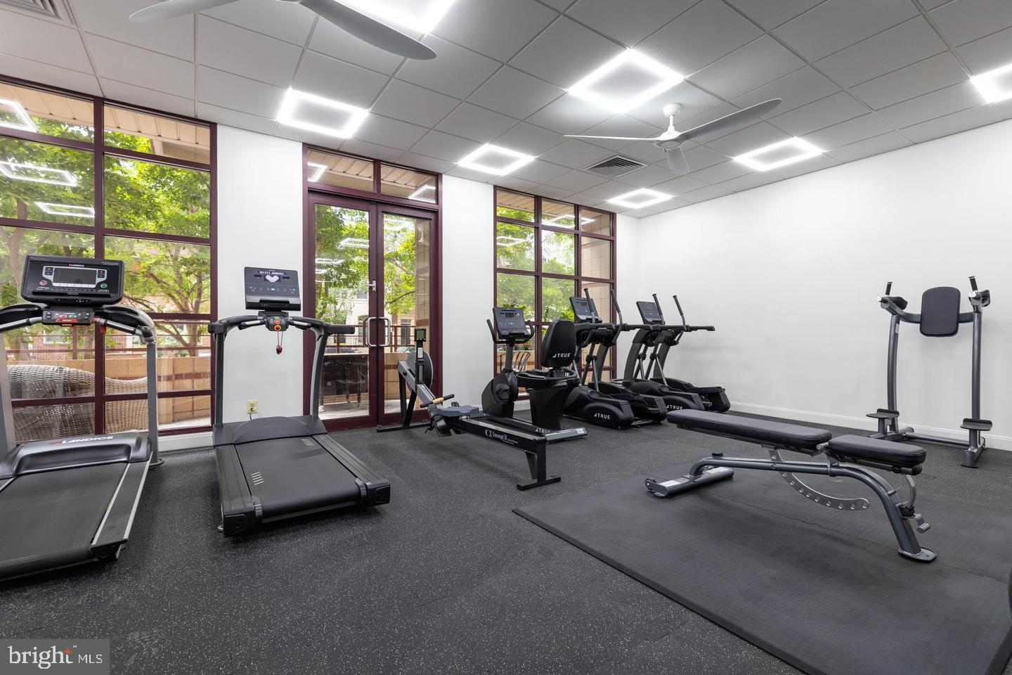 COURTHOUSE - Residential