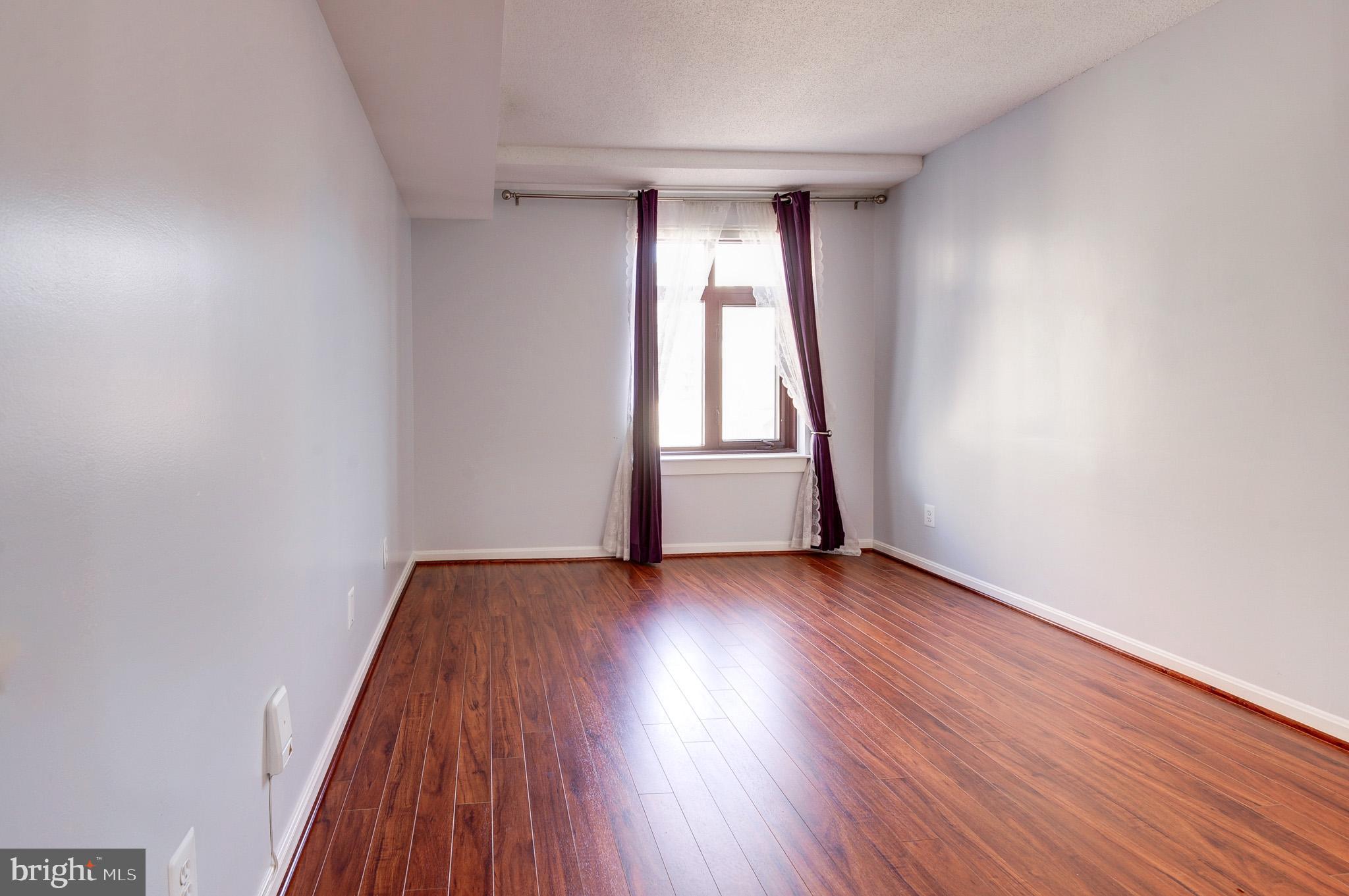 COURTHOUSE - Residential