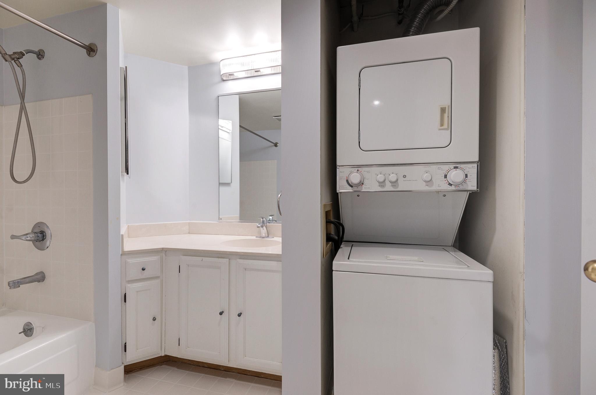 COURTHOUSE - Residential