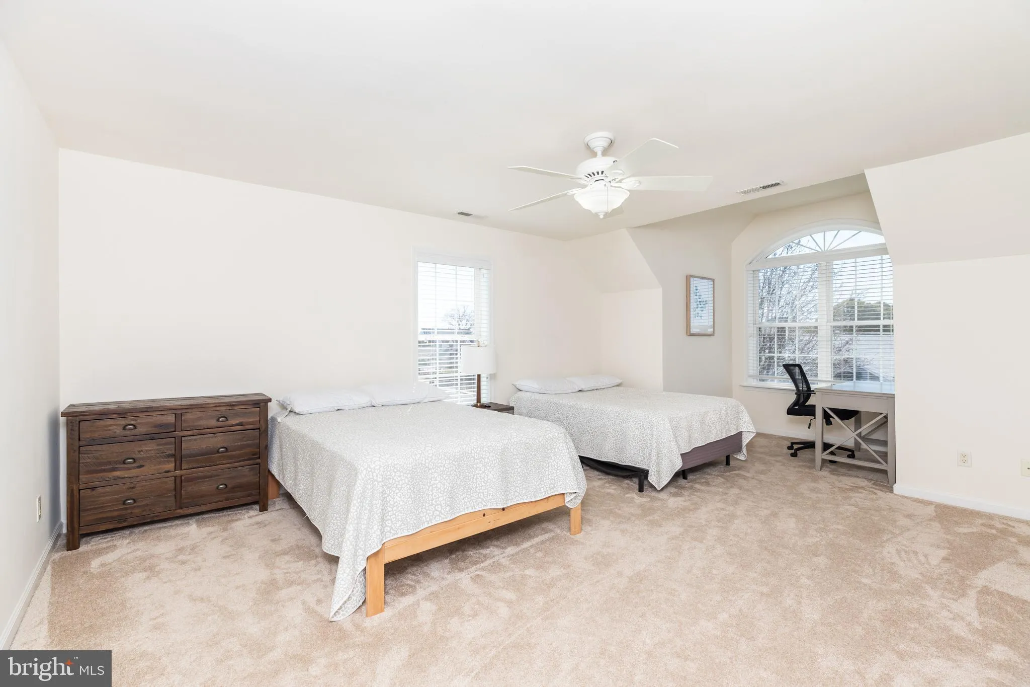 Ocean City, Maryland 21842, United States, 4 Bedrooms Bedrooms, ,3 BathroomsBathrooms,Residential,Active,93456