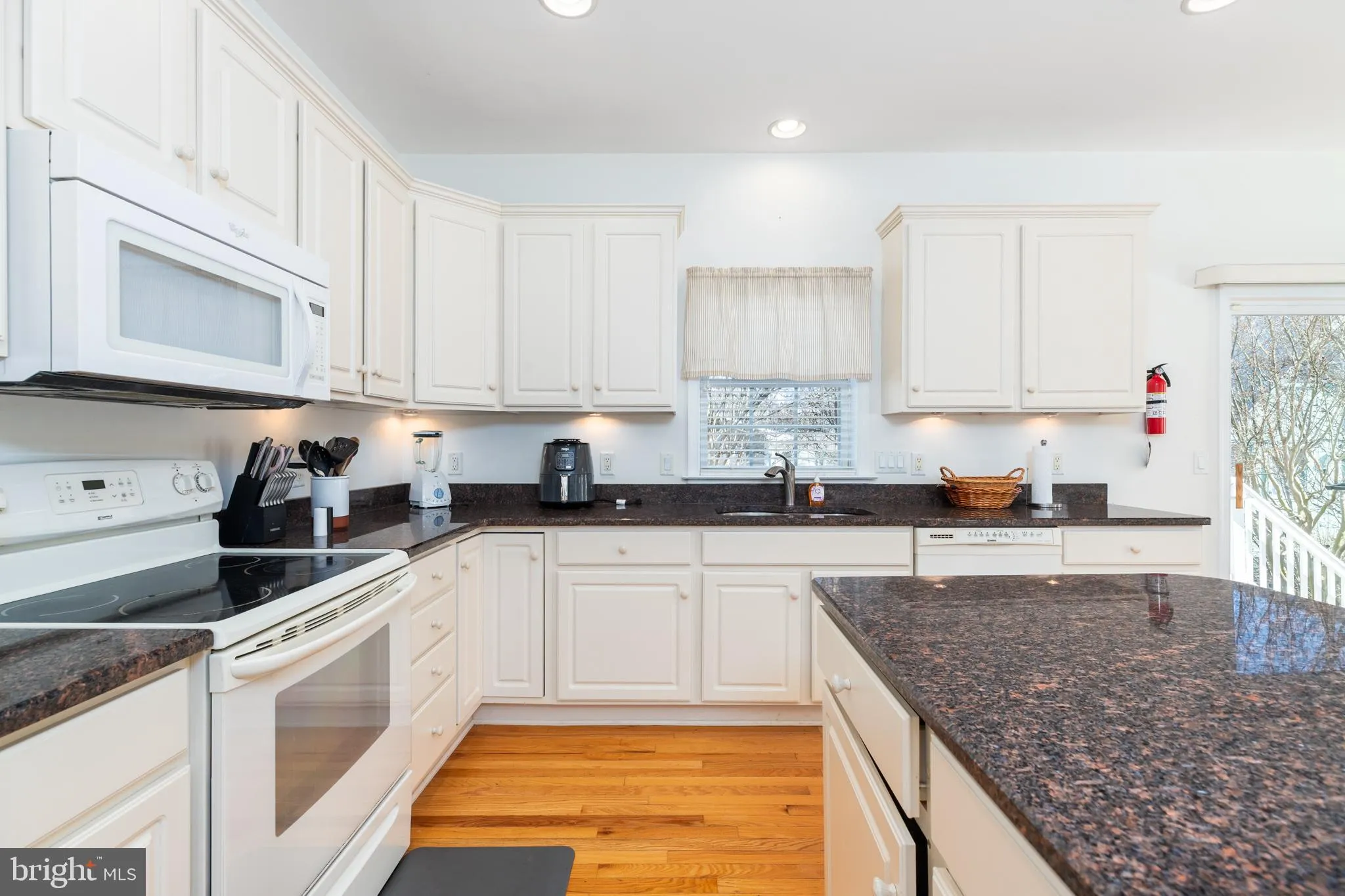 Ocean City, Maryland 21842, United States, 4 Bedrooms Bedrooms, ,3 BathroomsBathrooms,Residential,Active,93456