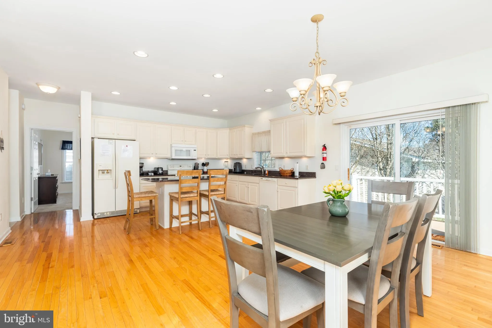 Ocean City, Maryland 21842, United States, 4 Bedrooms Bedrooms, ,3 BathroomsBathrooms,Residential,Active,93456