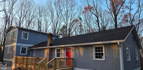 308 GREENWOODS DRIVE BERKELEY SPRINGS WV 25411