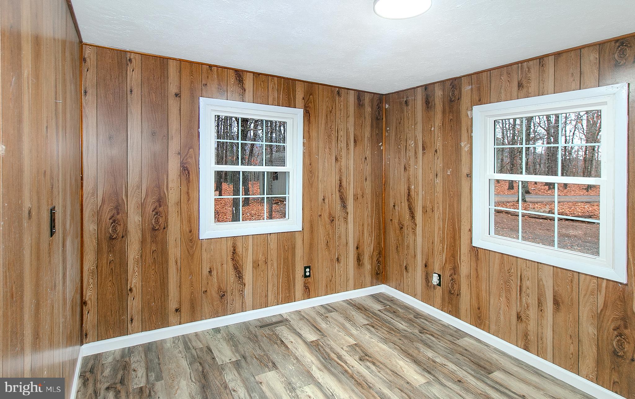 GREENWOODS - Residential