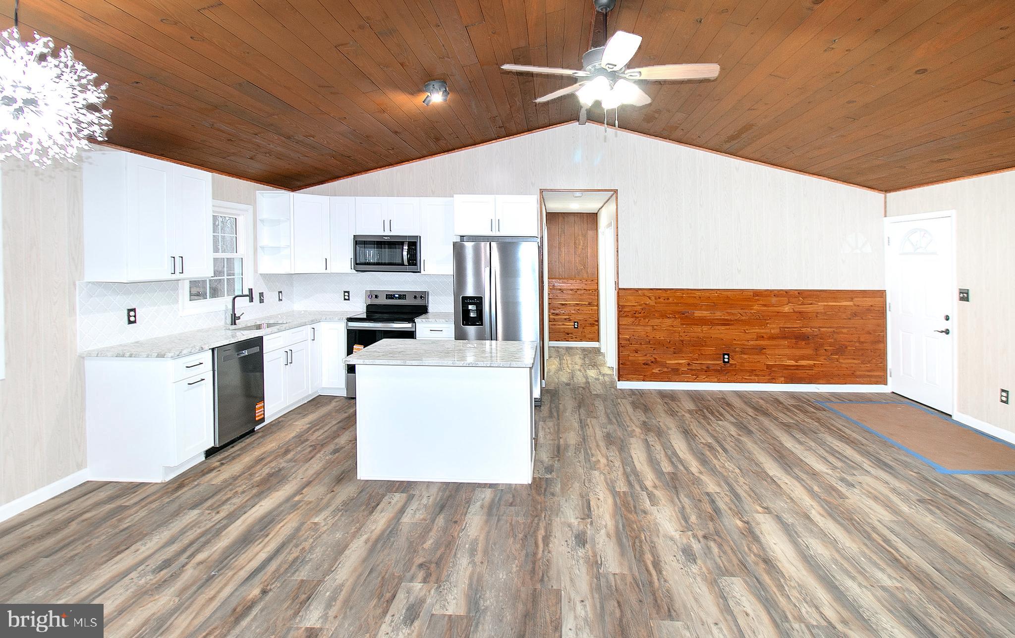 GREENWOODS - Residential