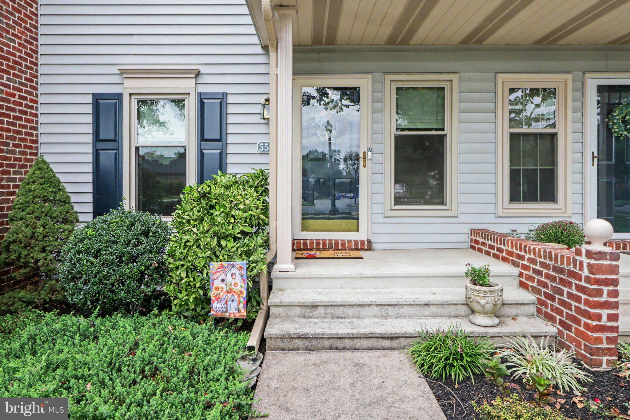 5532 MORELAND COURT