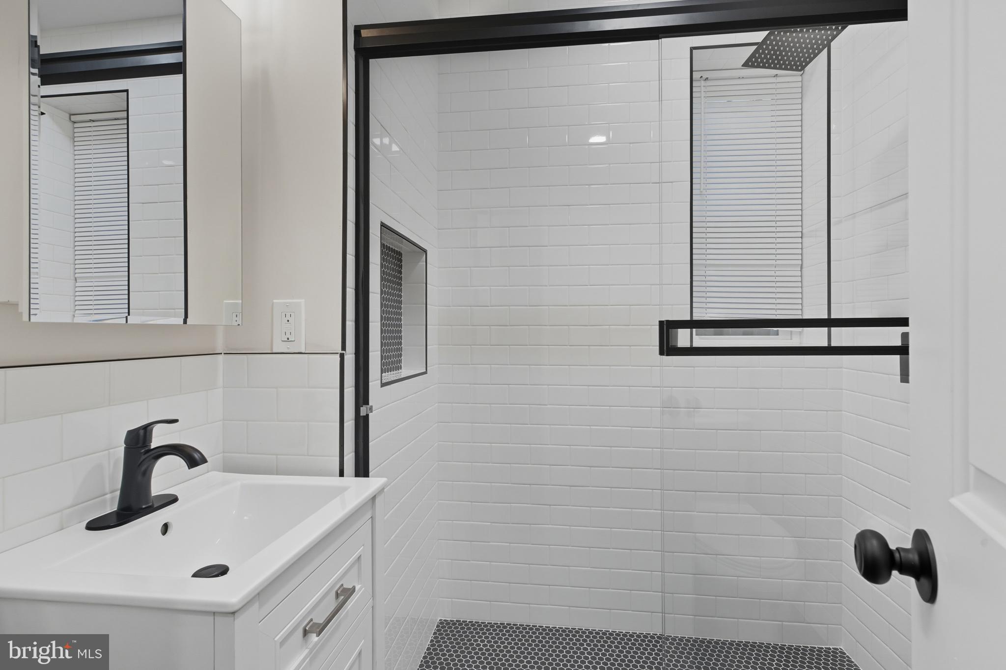 COBBS CREEK - Residential Lease