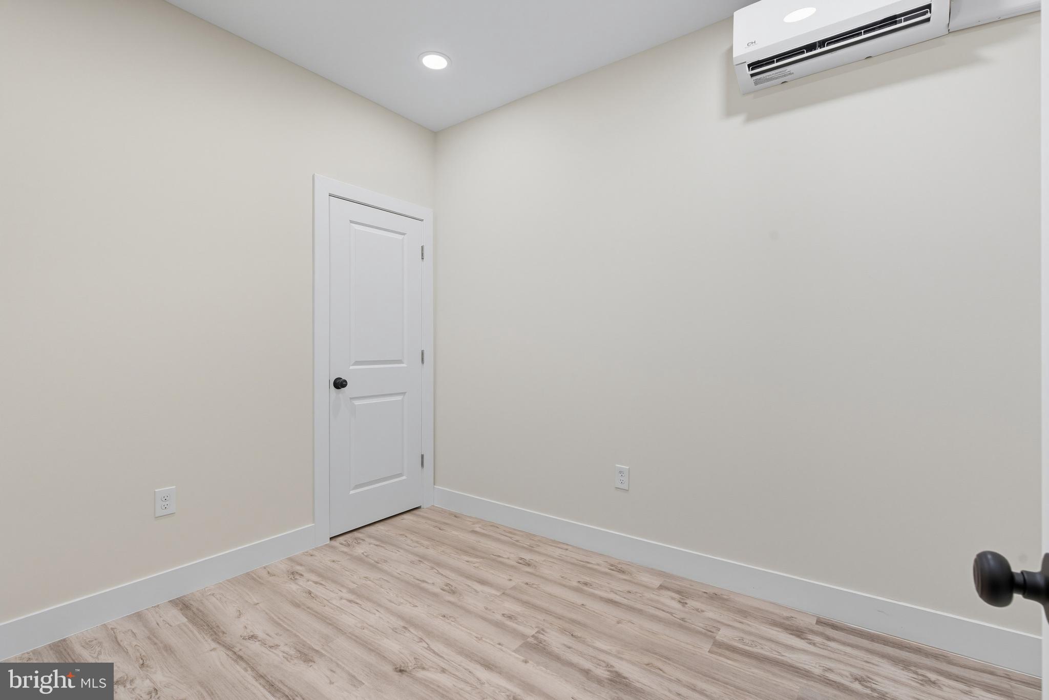 COBBS CREEK - Residential Lease