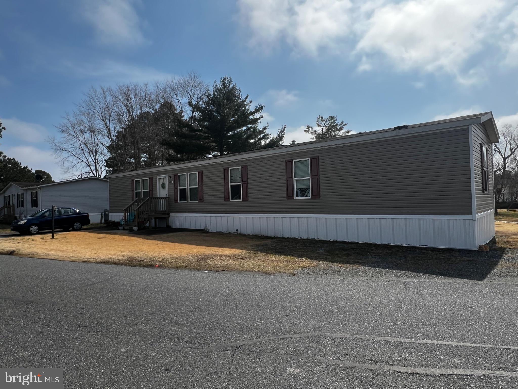 ROUTE 50 - Residential