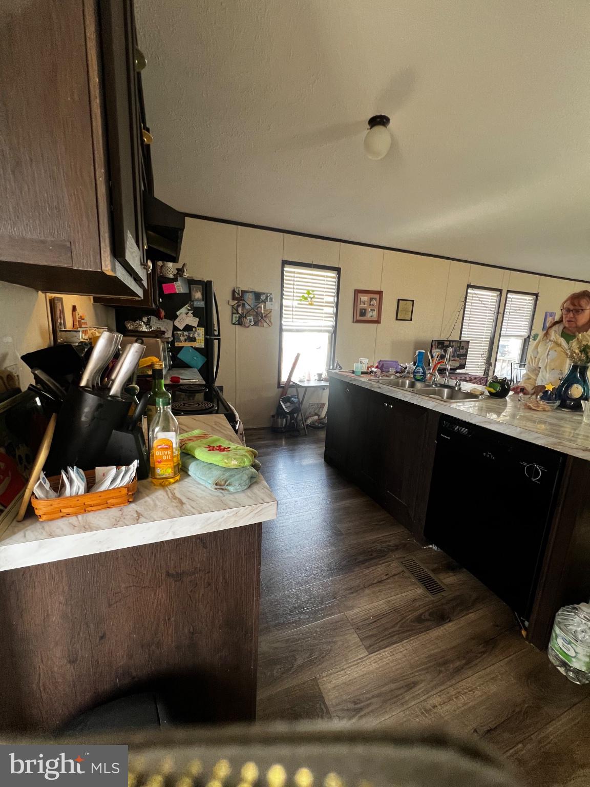 ROUTE 50 - Residential