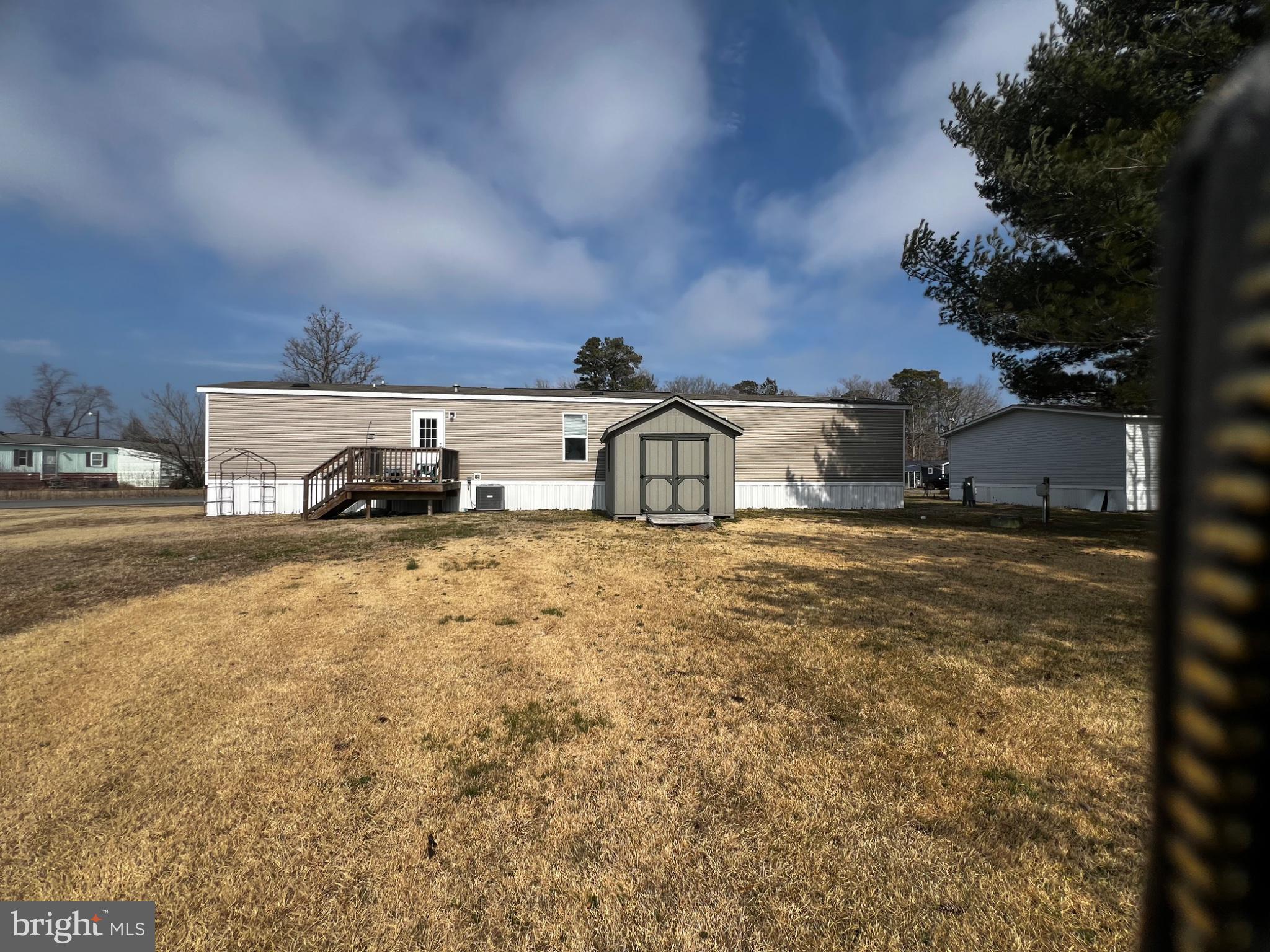 ROUTE 50 - Residential