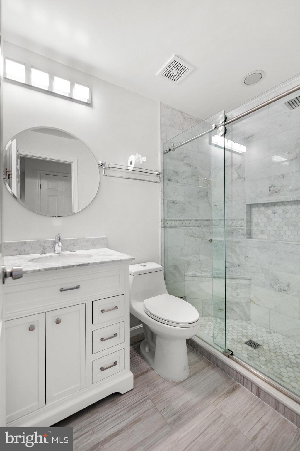 CAMERON STATION - Residential